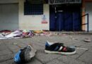 Al menos 32 niños, entre los 125 muertos en estadio de Indonesia